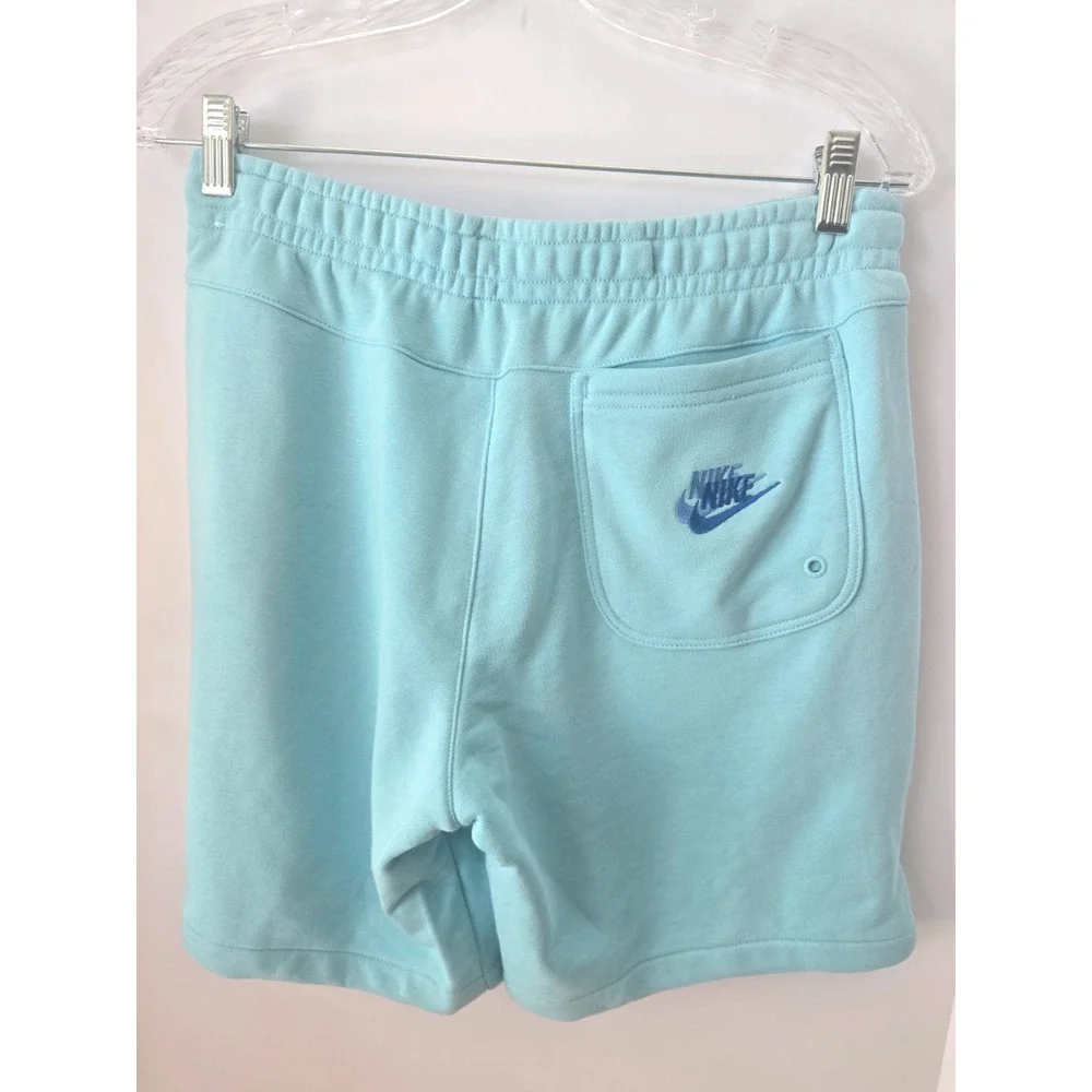 Nike Sportswear Embroidered Logo Shorts Men light blue Sz S